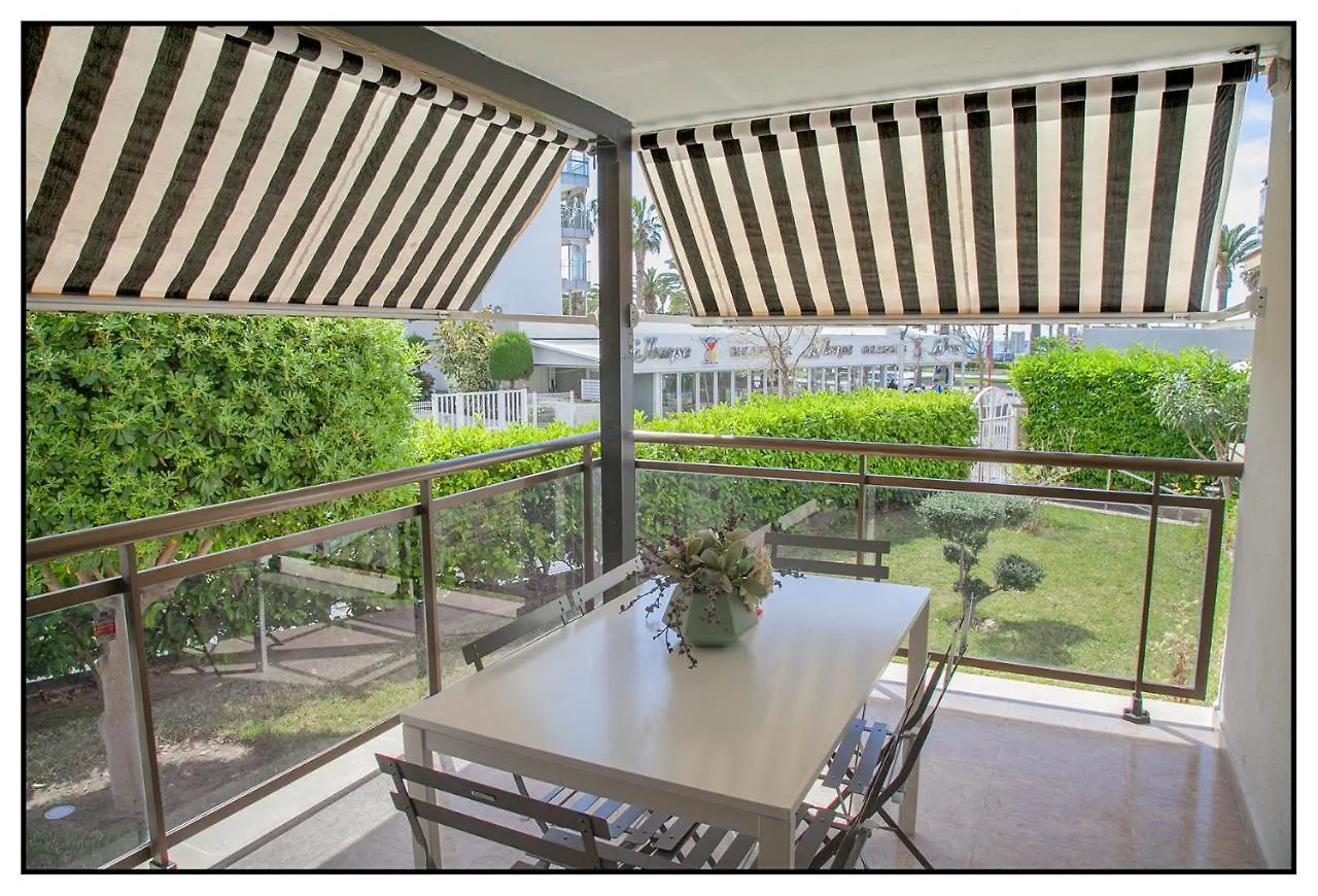 Apartamento Centrico Junto Al Mar - Wifi Free 살루 0*,  스페인